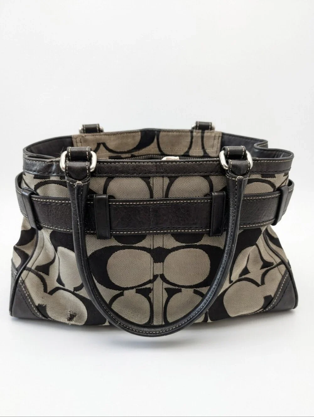 Authentic Coach Hamptons Signature Pocketbook